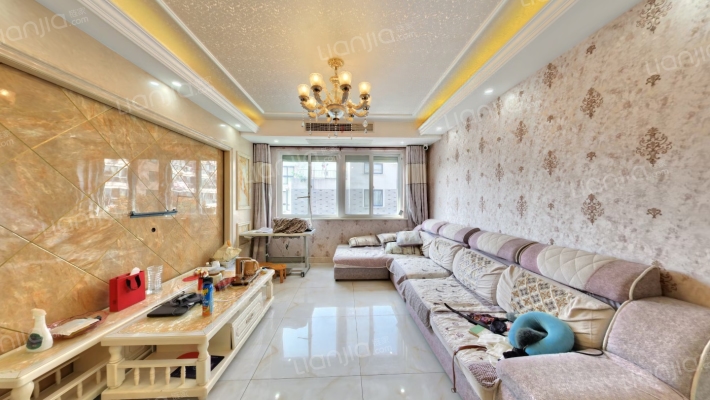 如歌花苑西区二手房实景图