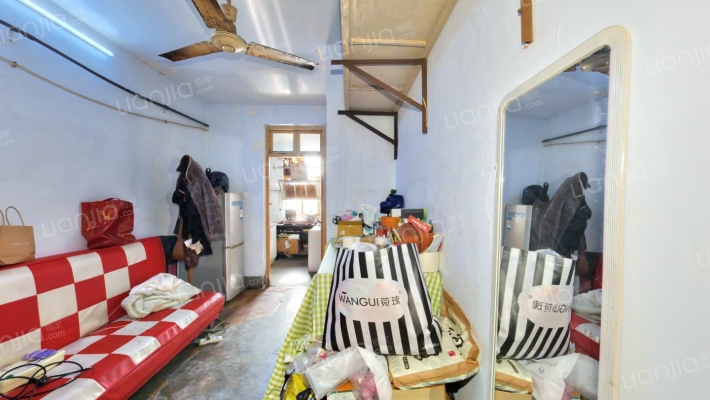 东三马路117号院二手房实景图