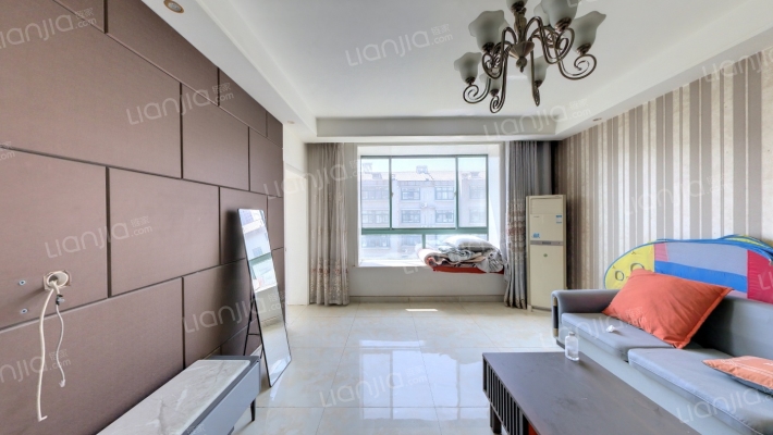 龙喜花苑北区二手房实景图