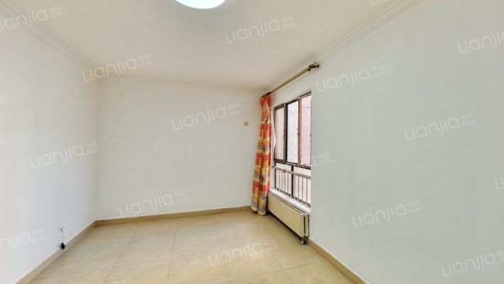 雅成一里二手房实景图