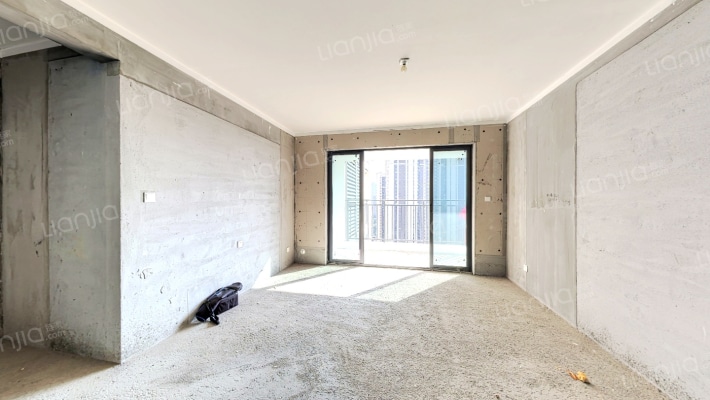 长房岭秀时代二手房实景图