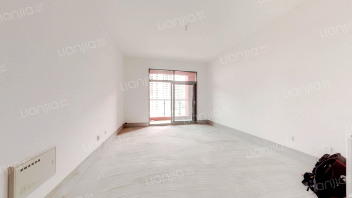 东方蓝海中心二手房实景图