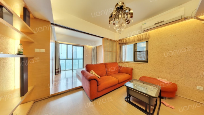 鹭岛国际四期二手房实景图