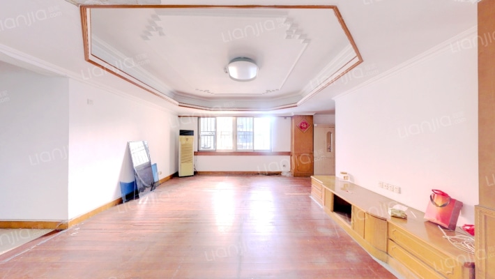 源福花园二手房实景图