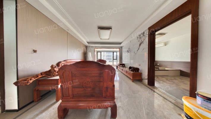 越秀铂悦府二手房实景图