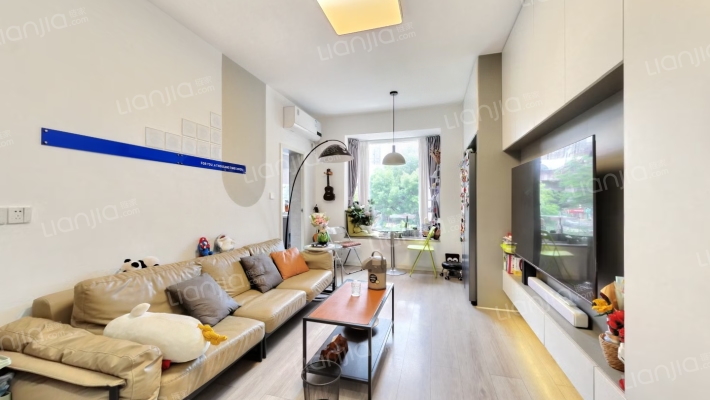 爱家丽苑二手房实景图