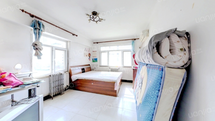 昆纬路二手房实景图