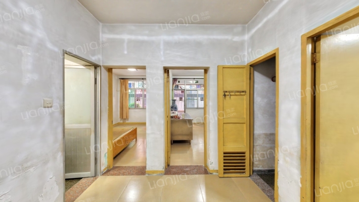 机床厂宿舍二手房实景图