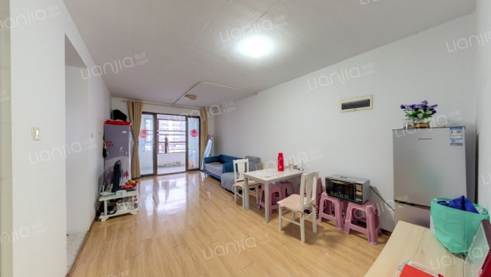 万达临湖苑C区二手房实景图