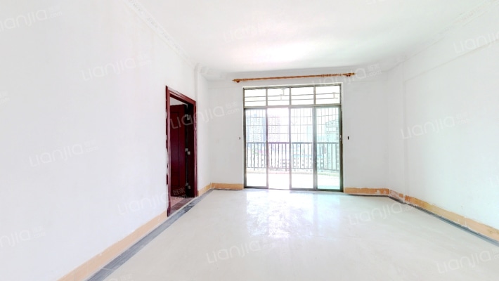 现代华庭二手房实景图