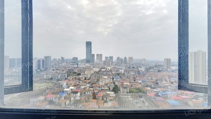 雅典铭苑二手房实景图