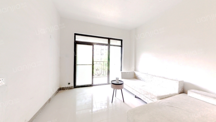 泰跃金河二手房实景图