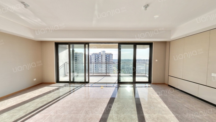 龙光天瀛三期二手房实景图