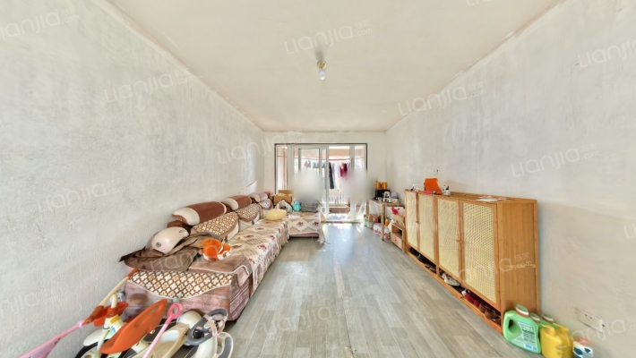 浙建滨江丽都小区二手房实景图