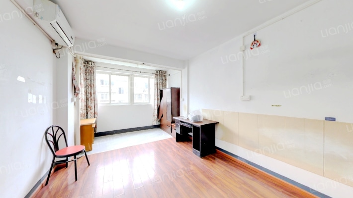 西湖南裕二手房实景图