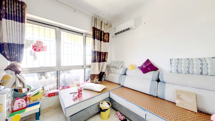 中铁仁禾广场二手房实景图