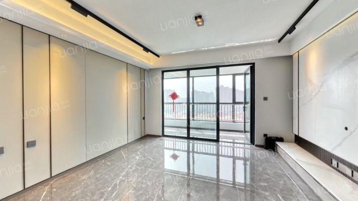 中国铁建·花语湖畔二手房实景图