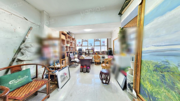 瑞贝卡酒店公寓二手房实景图