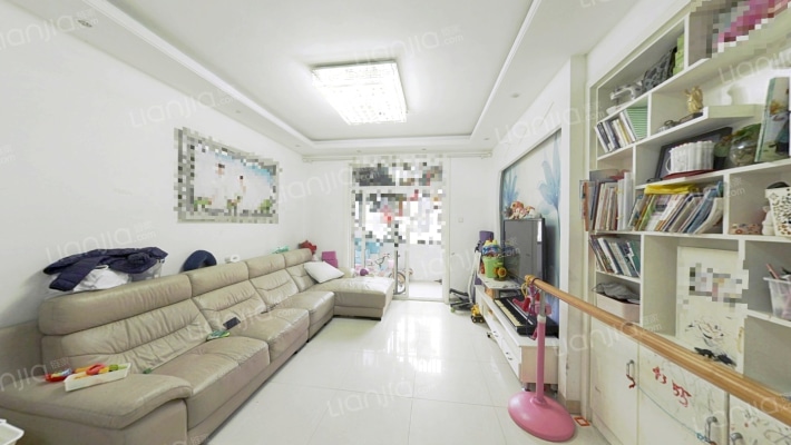 瑞泰江南二手房实景图