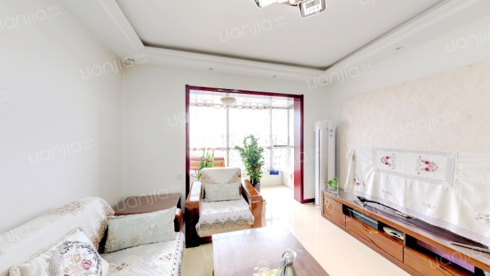 奥龙湾二手房实景图