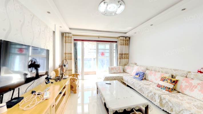 香逸中央二手房实景图