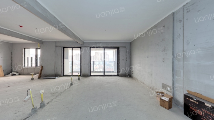 中央铭著二手房实景图