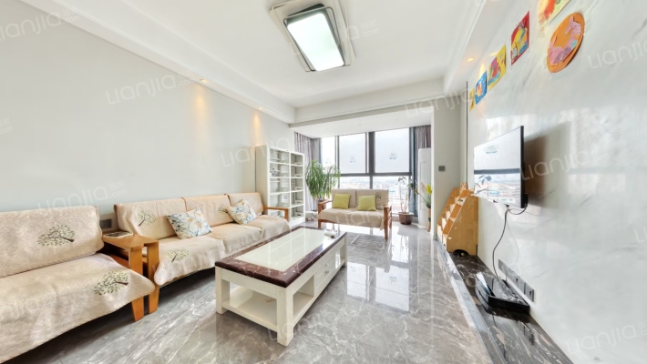 都市空间二手房实景图