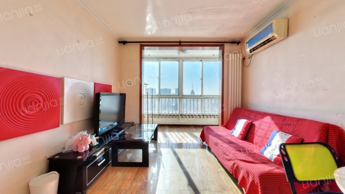 时尚街区东区二手房实景图