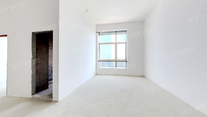 铂悦府二手房实景图