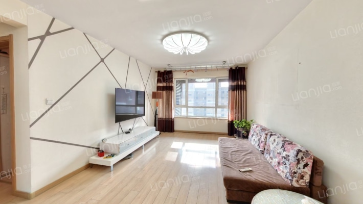 万科公园大道东区二手房实景图