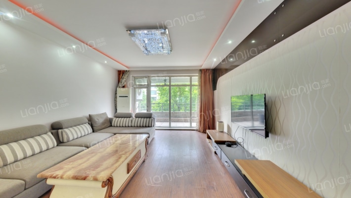 保利罗兰香谷二手房实景图