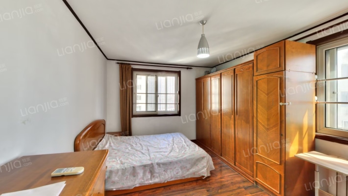 南京路(和平区)二手房实景图