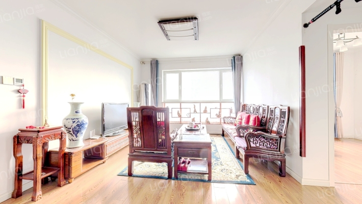 银都宫馆二手房实景图