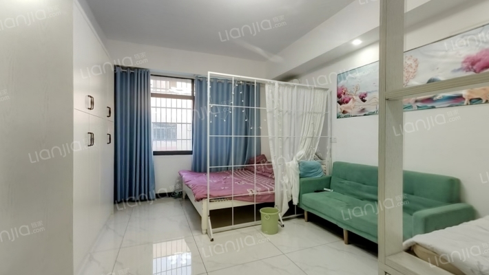 御皇国际公寓二手房实景图