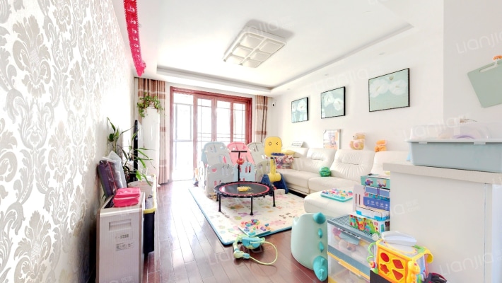 中天品苑东区二手房实景图