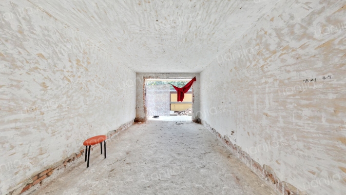 龙首北路东段261号二手房实景图