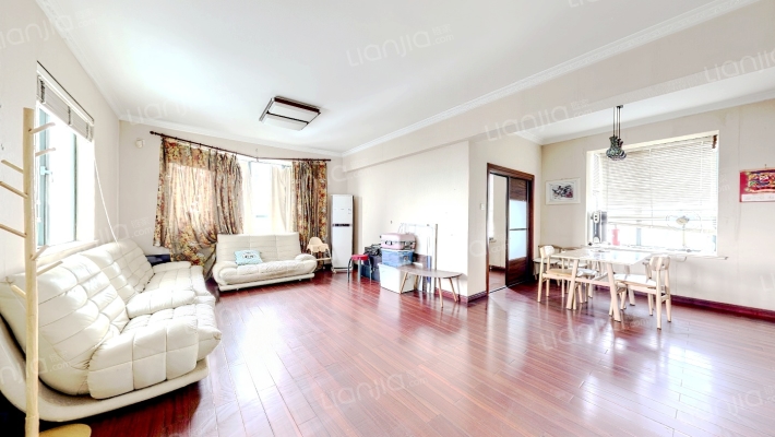 中央花园二手房实景图