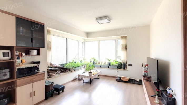 万科理想之光二手房实景图