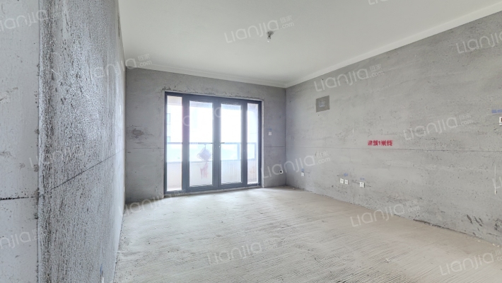 蔚来云城颐园二手房实景图