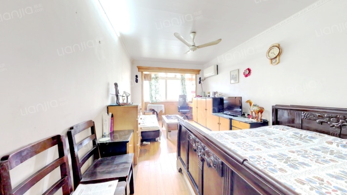 漕溪四村二手房实景图