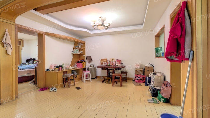 浦东路4号二手房实景图