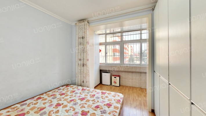 滨河西里中区二手房实景图