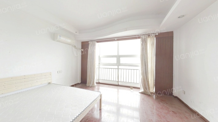 蓝天碧水新世界二手房实景图