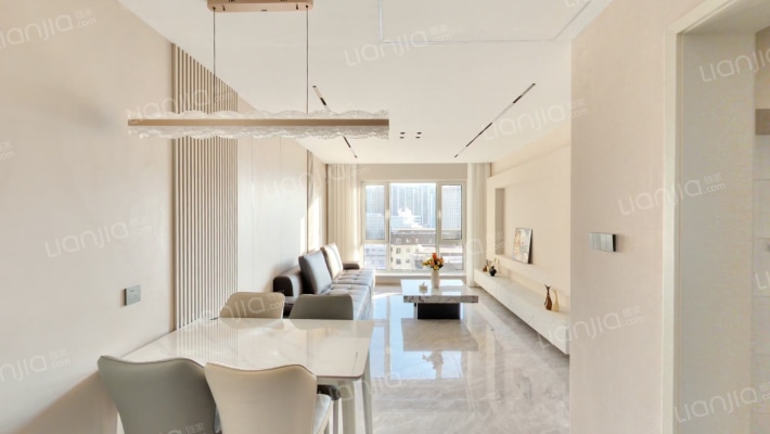 吾悦华府B4二手房实景图