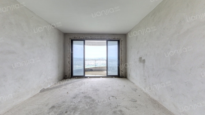 丽江东岸二手房实景图