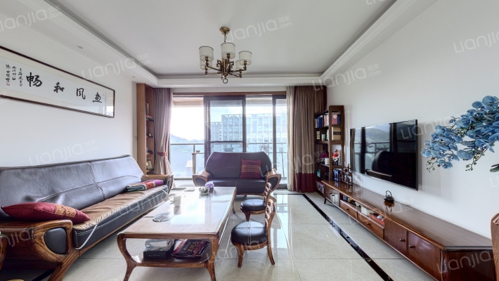 田园牧歌揽翠苑二手房实景图