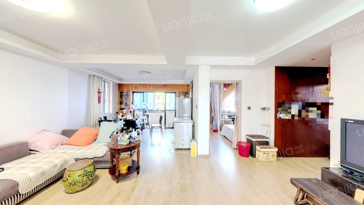 鸣阳路162号二手房实景图