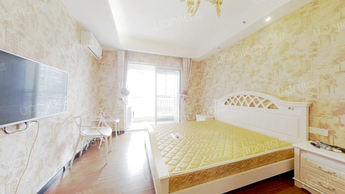 南京紫东70年单室套可以首付2成领包入住-卧室