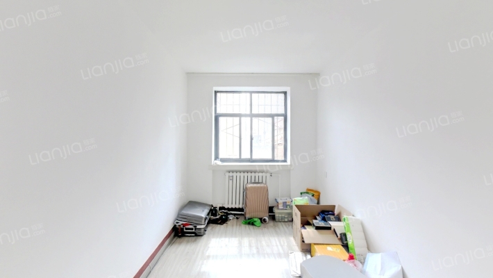 卫生材料厂家属院二手房实景图