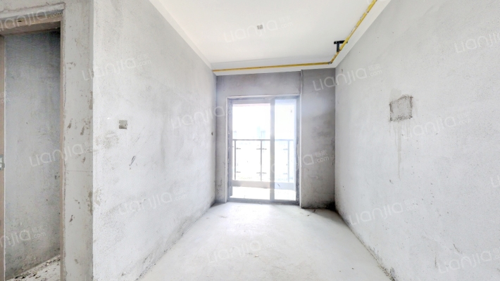 长投航空路壹号二手房实景图